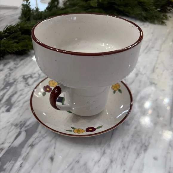 Vintage 1970s Fred Roberts Ceramic Farmer Boy Bowl, Mug, and Saucer Set - Picture 7 of 8